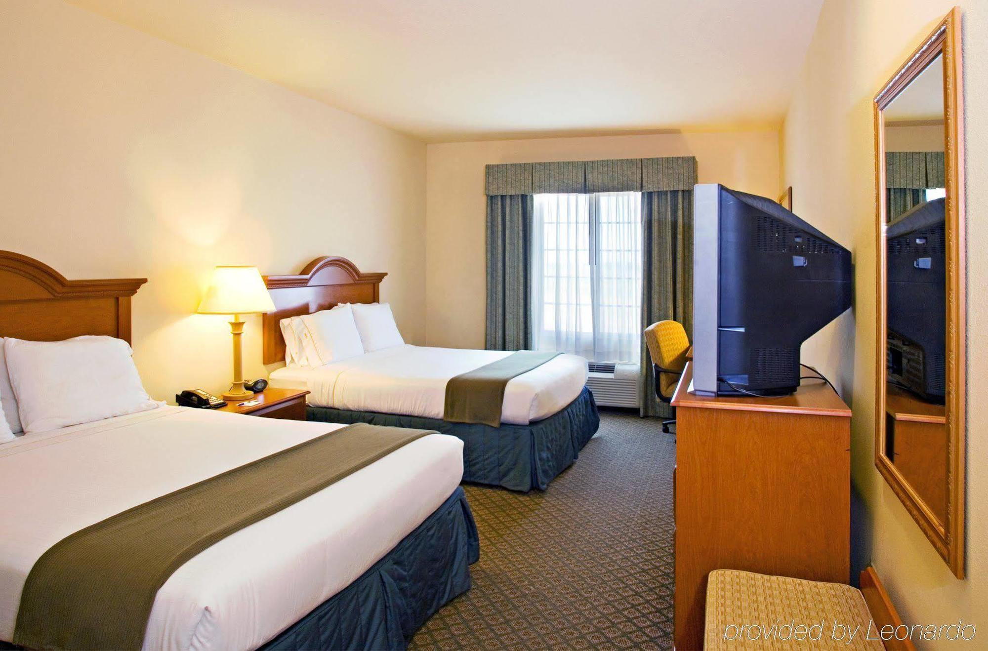 Holiday Inn Express Hotel & Suites Rio Grande City, An Ihg Hotel Bagian luar foto
