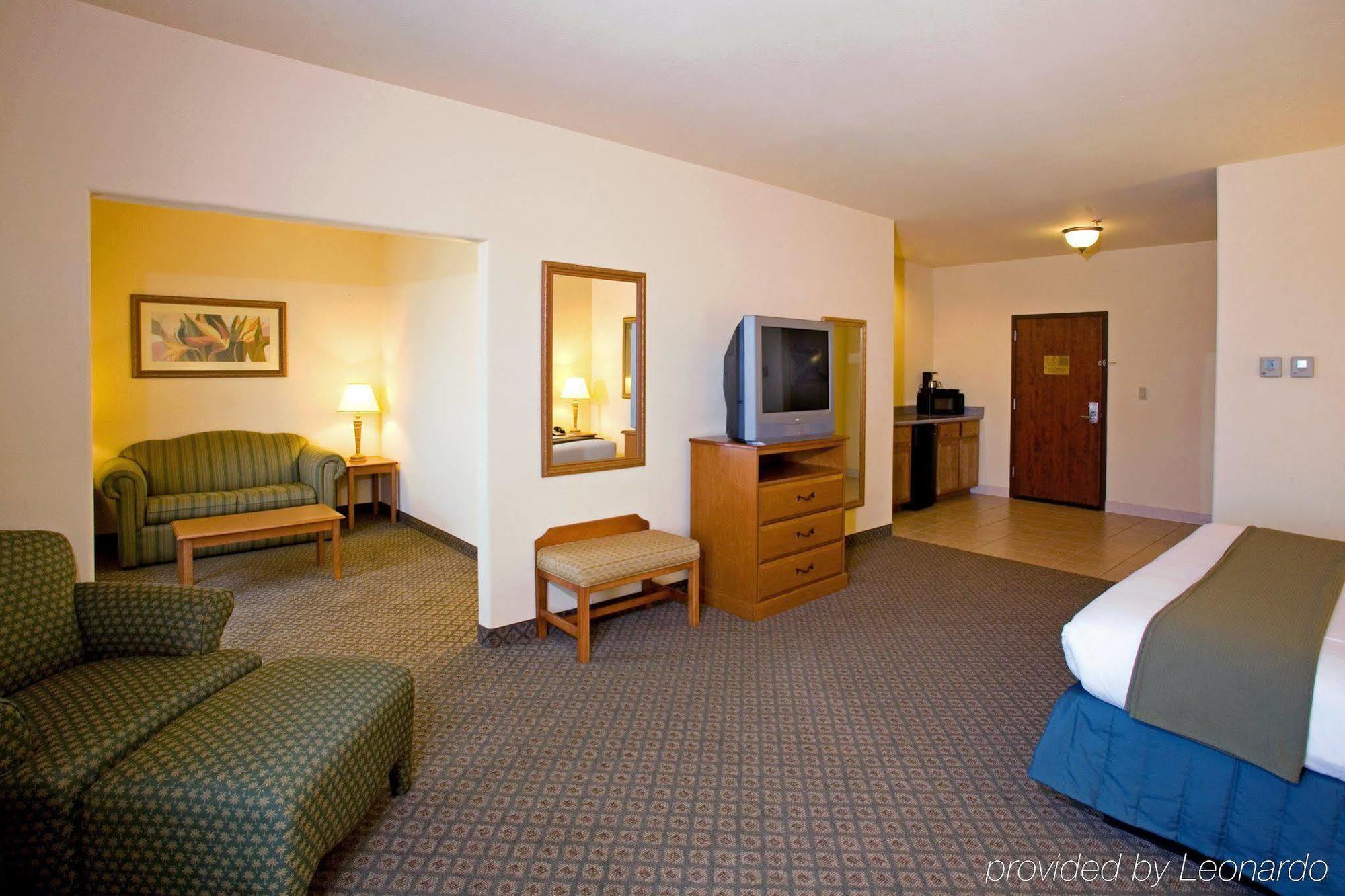 Holiday Inn Express Hotel & Suites Rio Grande City, An Ihg Hotel Ruang foto
